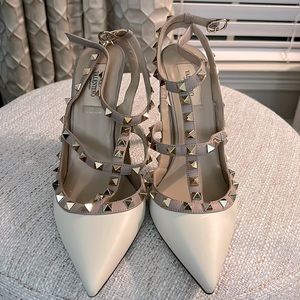 Valentino Rockstud Leather White & Nude Sz 40